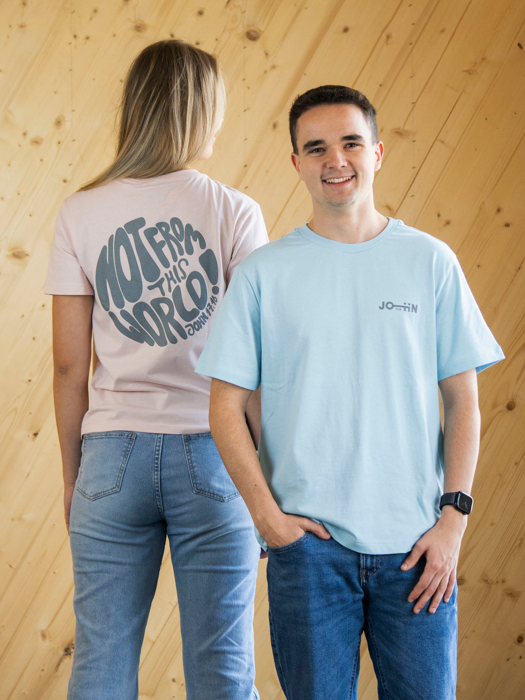 T-Shirt - NOT FROM THIS WORLD - Unisex