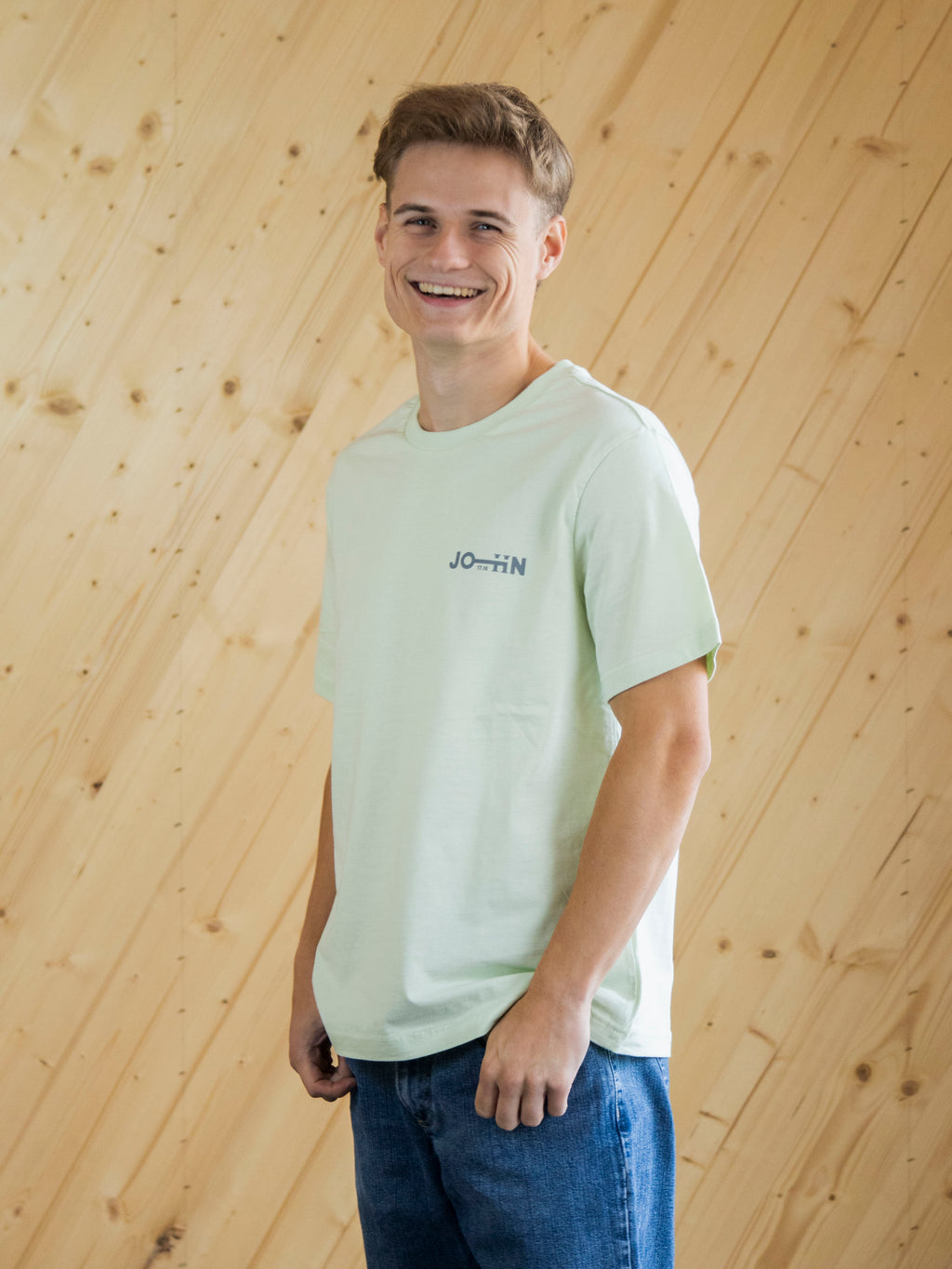 T-Shirt - NOT FROM THIS WORLD - Unisex