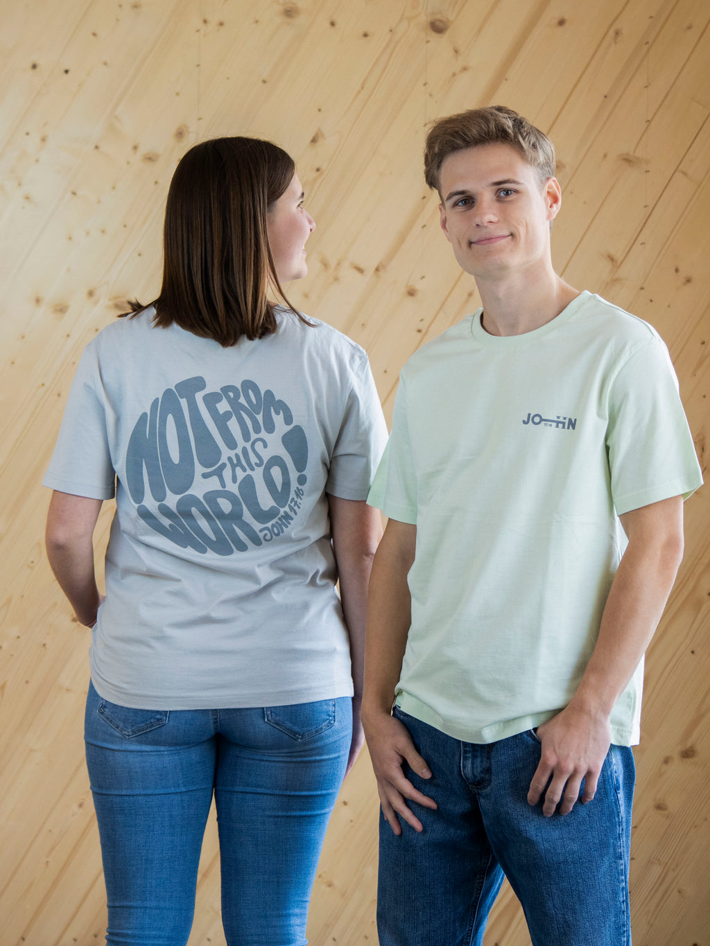 T-Shirt - NOT FROM THIS WORLD - Unisex